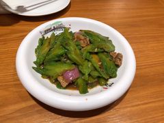 凉瓜炒牛肉-頂好酒家·经典粤菜(海信广场店)
