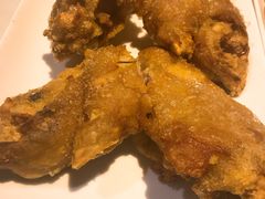 黄金脆皮猪手-莲餐厅·湖北菜·藕汤是头牌(愚园路店)