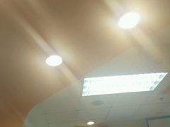 -麦当劳(湛江大厦店)
