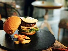 芝士汉堡-HIGH FIVE哈福手工汉堡(桂林路店)