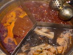 -廖掌柜·重庆鲜货火锅(上海首店)