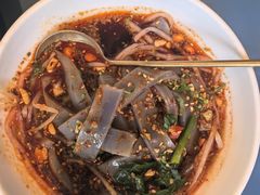 -一坐一忘云南菜(嘉里中心店)