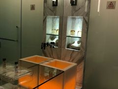 -上海滴水湖皇冠假日酒店