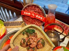 -热火朝天鲜切牛肉火锅(南强街巷店)