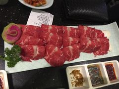 -猪啊牛呀羊啊铜盘烤肉(正大广场店)