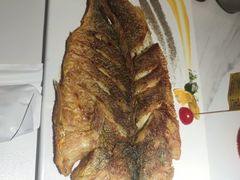 -赶海部落海鲜城(海阳路店)