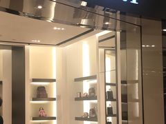 -BURBERRY(宁波和义大道购物中心店)