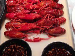 -肥肥虾庄·金牌油焖大虾(汉街SKP店)