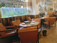 -六福酒馆(秦隆步行街店)