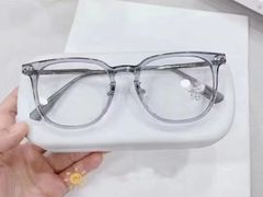 -爱视眸Eyeblling眼镜·依视路·蔡司镜片折扣店(百联南方商城购物中心)