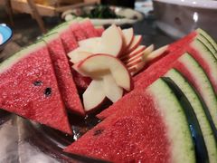 西瓜-十六中酱肉·烧烤·京菜小馆(五方桥旗舰店)