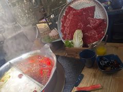 -湊湊火锅·茶憩(南京东路悦荟店)