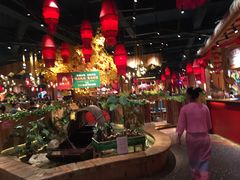 大堂-老滇山寨•云南特色菜•地方菜•民族风情歌舞表演(金碧店)