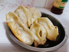 -黄阿姨锅贴大王(万航渡路店)