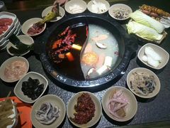 -火云天重庆火锅自助(中山路店)