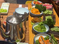 -明洞阿姨·韩式酱蟹烤肉·创意料理(三元桥店)