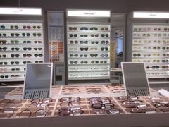 -目艮眼镜SHOWROOM(品牌集合店)