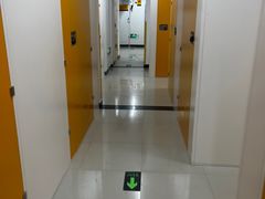 -安东易迷你自助仓储寄存仓库(草桥店)