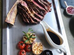 -恰餐厅及酒吧 CHAR Bar & Grill (北京丽都皇冠假日店)