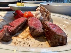 -MONICH牛排融合餐厅(和义大道购物中心店)