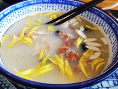 -桥香园过桥米线(国贸店)