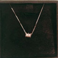 -六福珠寶(苏州人民商场店)