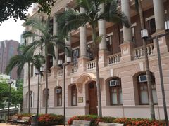 -香港大学