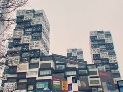-资和信百货商场