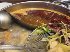 -乡土黄·鲜牛肉火锅·小龙虾(兴业街店)