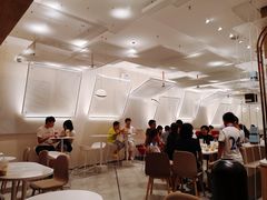 -奈雪的茶(华侨城创意园店)