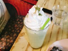 抹茶拿铁-Cafe Alice咖啡爱丽丝(奥城店)