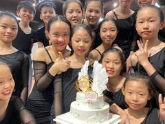 -雅妮舞蹈工作室·少儿成人拉丁舞