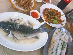 盐油山坑皖鱼-祈胜邨•顺德鱼生•顺德菜(容桂店)