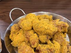 -BHC炸鸡(明洞总店)
