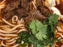 -鑫花溪牛肉米粉(人民广场店)
