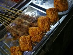 -小魏哥果仁烤面筋