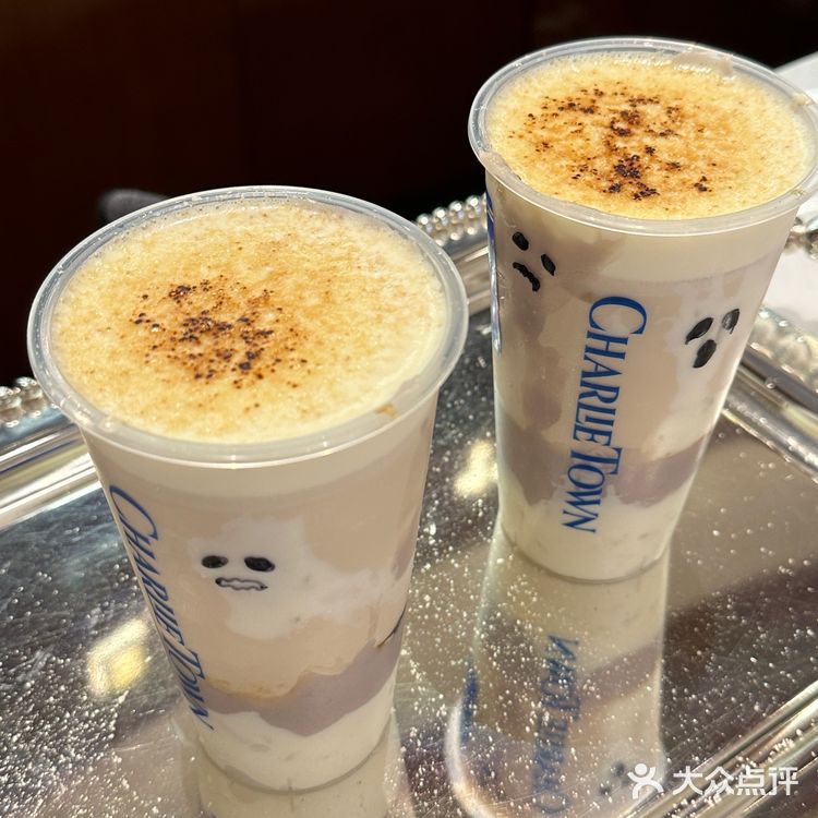 深圳湾红茶公司万圣节限定奶茶😄