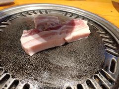 -唯成•韩国炭火烤肉 유성고기