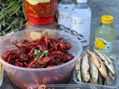 -丹水桥地锅鱼·翘嘴鲌·地方特色全鱼宴(丹江口大坝店)