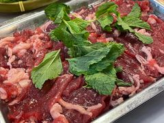 -王奋斗贵州酸汤牛肉火锅