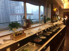 -深圳富苑皇冠假日套房酒店