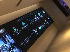 -三亚湾海居铂尔曼度假酒店