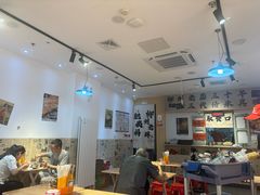 -柳州肥姨妈大骨螺蛳粉(沙河店)
