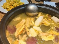 -一朵菌·野生菌探索家火锅(南亚店)