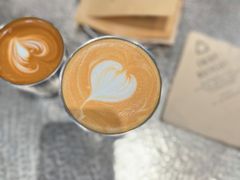 SOE蓝莓拿铁-Au Cafe&Roastery(华侨城店)