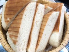 -八两八金·莱芜特色炒鸡(市南漳浦路店)