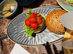 芝心牛肉汉堡-Let'sBURGERplus·非常创意汉堡(三里屯店)