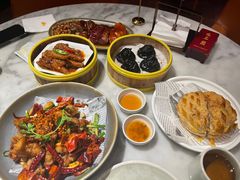-蝴蝶里·粤菜·点心(滨江龙湖店)
