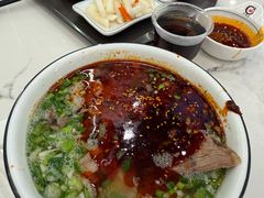 -伊穆祥牛肉面总店·清真