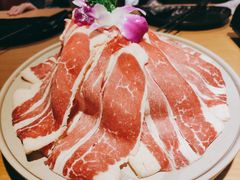 肥牛-游园觅食记夜市·小龙虾大排档